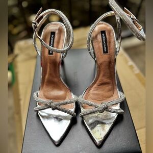 BCBGMAXAZARIA Della Embellished Dress Sandals Size 8.5